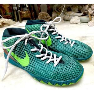 Size 6.5 NIKE KYRIE IRVING 1 Australia Celtics GS 717219-333 Shoes 2015
